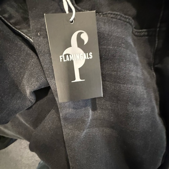 NWT Flamingals Wide Leg Ankle Jeans Size 3XL. Rough Hem, Black. - Picture 4 of 4